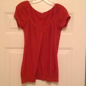 Cap sleeve v-neck tee