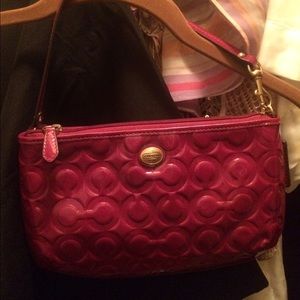Coach wristlet pink