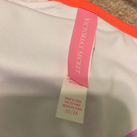 Strappy crossback triangle top! 👙🌴🍍 - Picture 4 of 4