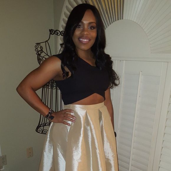 Meet your Posher, Deadre