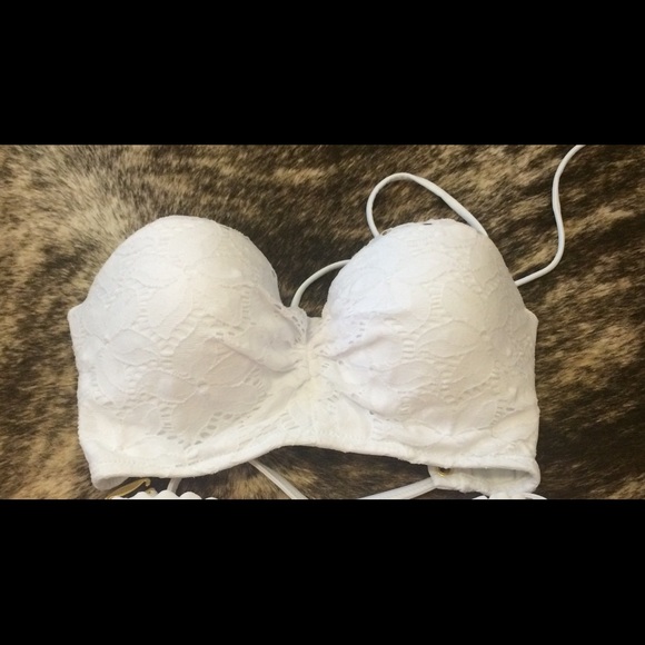 VS crocheted, corset back, white size 32DD