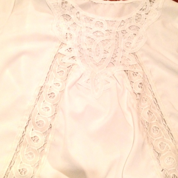 Final Weekend White Jessica Simpson Lace Blouse - Picture 3 of 3