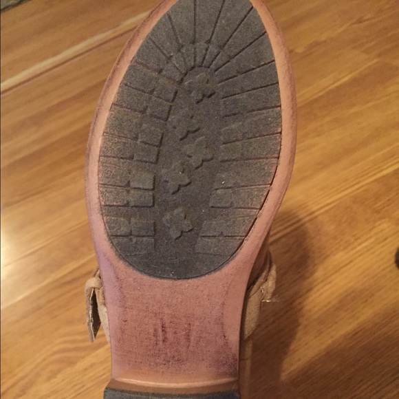 Super cute suede boots - Picture 2 of 3