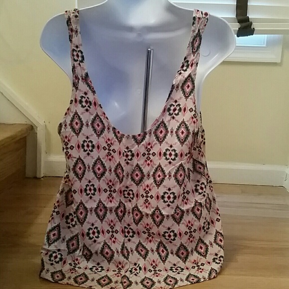 Geometric Tank Top - Picture 2 of 2