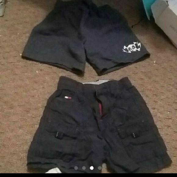 Bundle of 7 toddler boy shorts - Picture 3 of 4