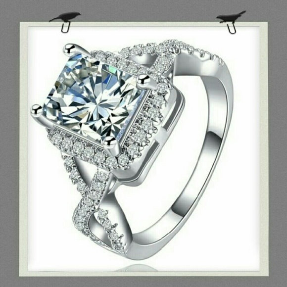 925S SILVER SIMULATED LAB DIAMOND RING SZ:7