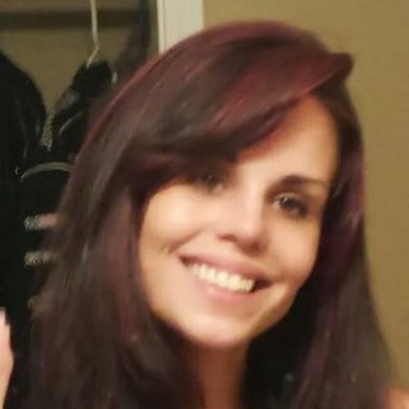 Meet your Posher, Amber - Picture 1 of 1