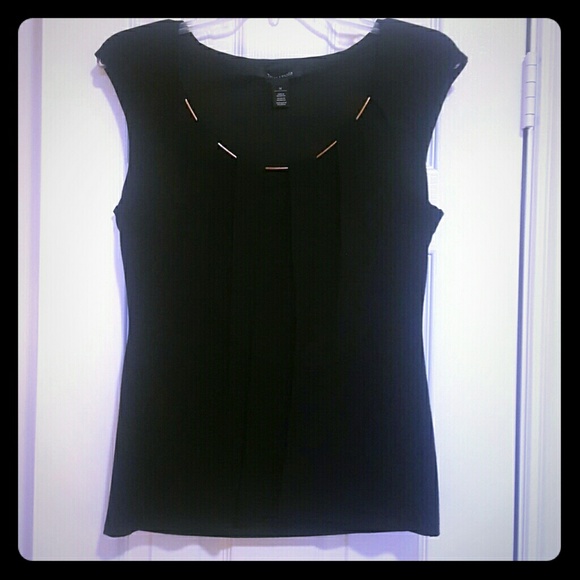 WHBM Top
