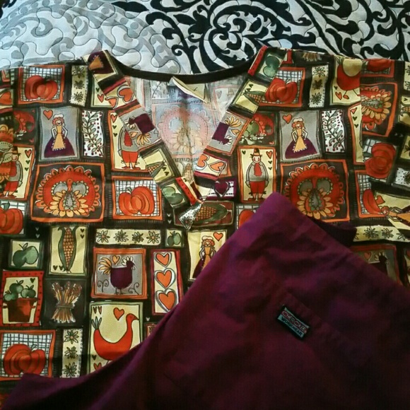 Scrub set