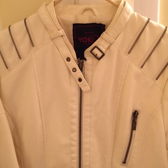 White leather jacket - Picture 2 of 3