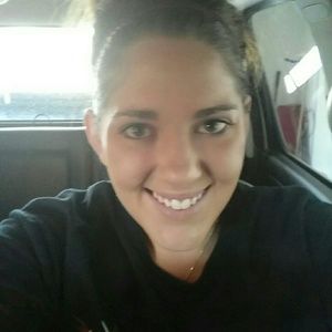 Meet your Posher, Celeste