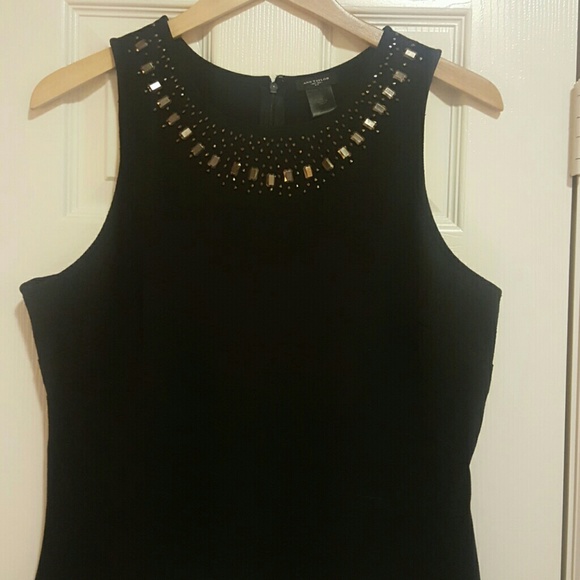 Ann Taylor Sleeveless Blouse - Picture 2 of 3