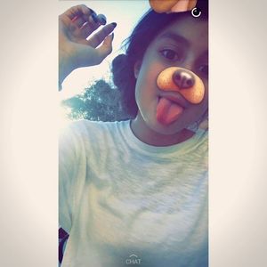 Meet your Posher, Lesly