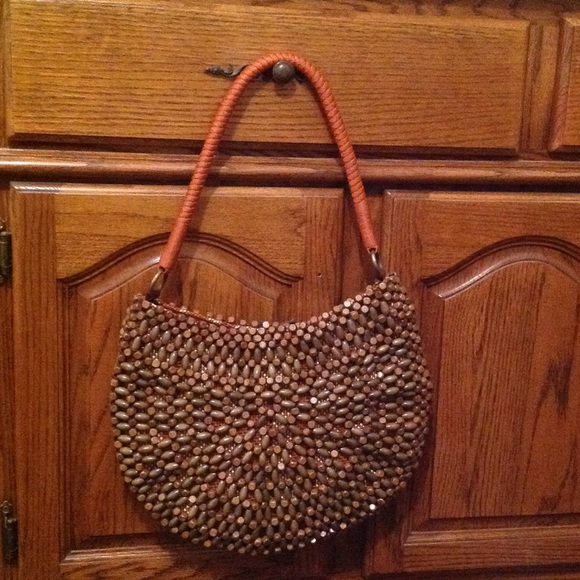 Luna llena wood beaded bag