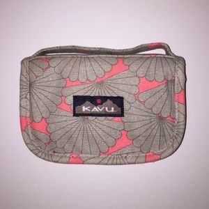 Kavu Clutch