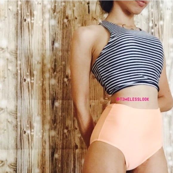 LIKE  Kylie gloss and racer back bikini set bundle - Picture 2 of 2