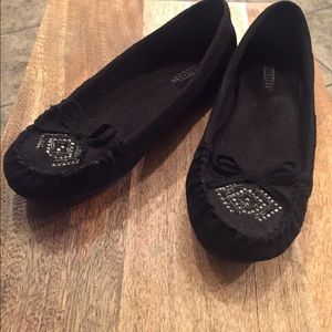 Black moccasin shoes