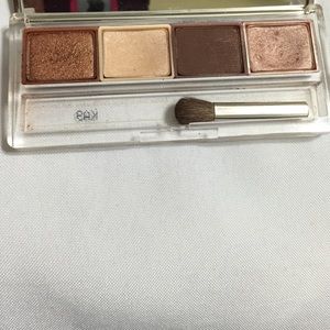 Clinique quad eyeshadow