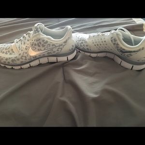 Nike free 5.0 sneakers