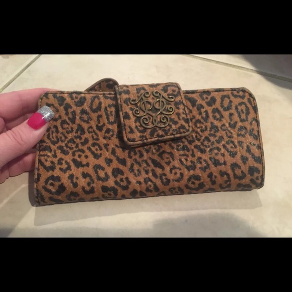 Jessica Simpson Leopard print wallet w/ checkbook