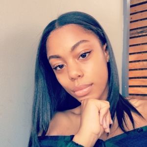 Meet your Posher, Lyric