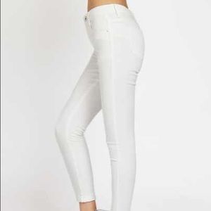 High-rise White Slim Denim Pant