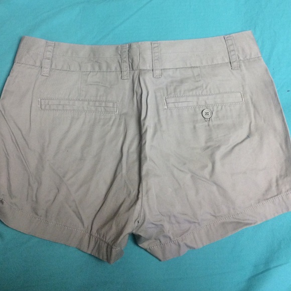 NWOT J. Crew Chino Shorts - Picture 2 of 3