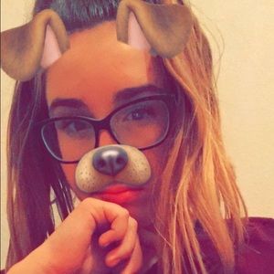 Meet your Posher, Victoria