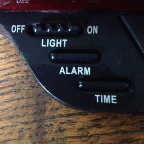 Alarm clock - Picture 2 of 4
