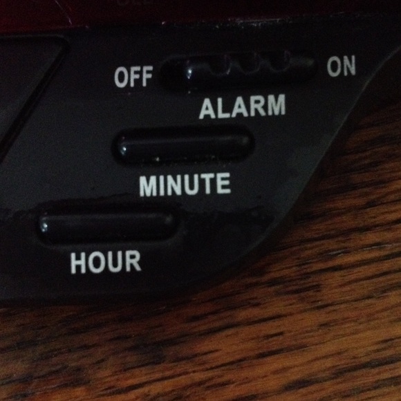 Alarm clock - Picture 4 of 4