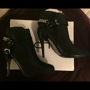 NEW ALDO ANKLE BOOTS SIZE 9