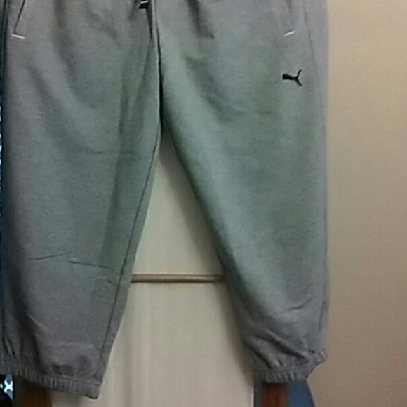 NEVER WORN Puma crop sweat pants