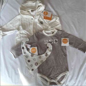 NWT 6-12M GYMBOREE  hedgehog outfit