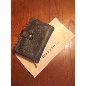 LV Wallet