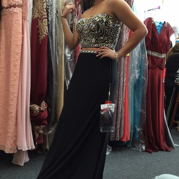 SOLD - Picture 2 of 3