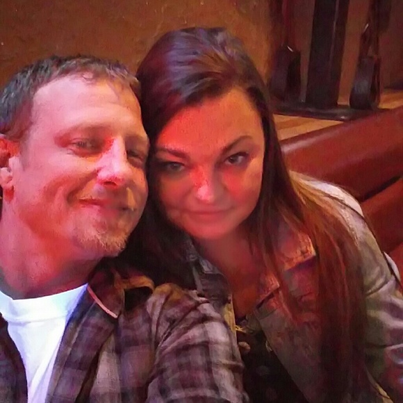 Meet your Posher, Michelle - Picture 3 of 3