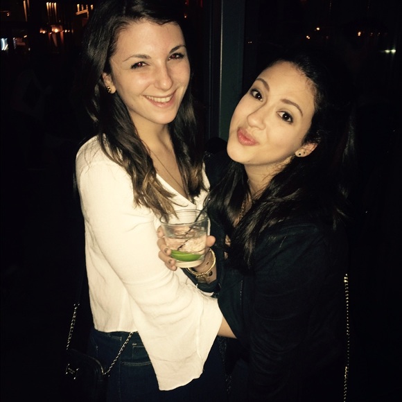 Meet your Poshers, Emily and Alana 👯 - Picture 3 of 4