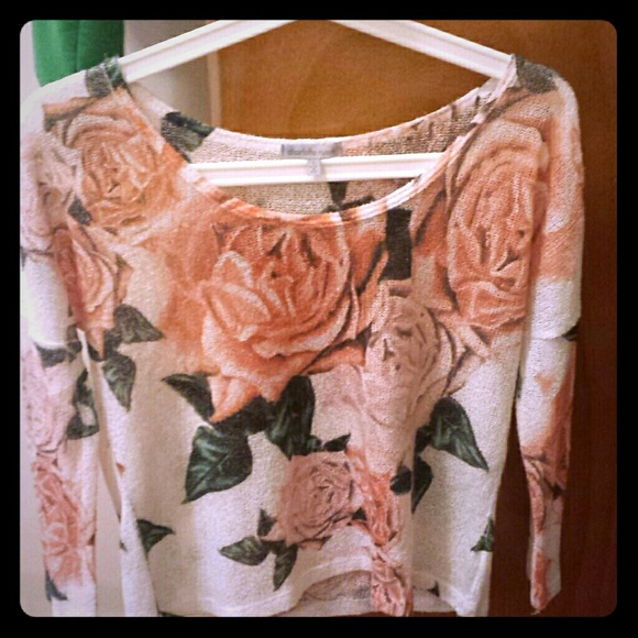 Sheer rose shirt - Picture 1 of 1
