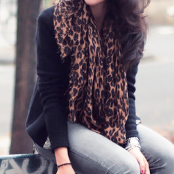 Leopard Scarf