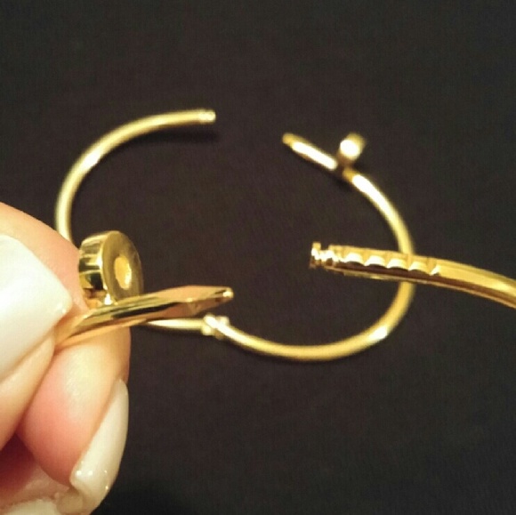 Silver Tone Nail Bracelet. - Picture 4 of 4