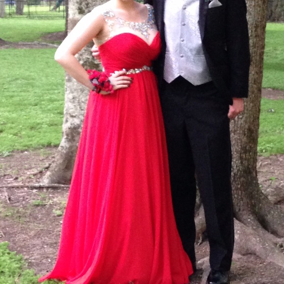 Red Jeweled Cutout Back Formal Prom Dress - Picture 4 of 4