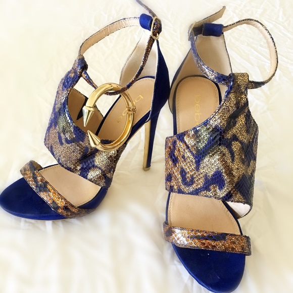 SOLD!!! Bebe Blue & Gold Heels- 5" - Picture 2 of 4