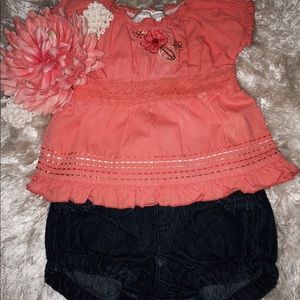 Baby girl clothes bundle, 0-3 mos