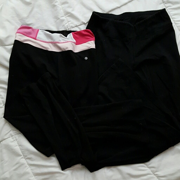 Pair of yoga pants M
