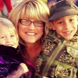 Meet your Posher, Leslee