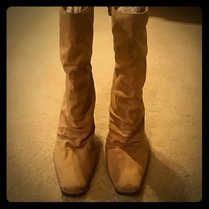 MIA deep camel boots