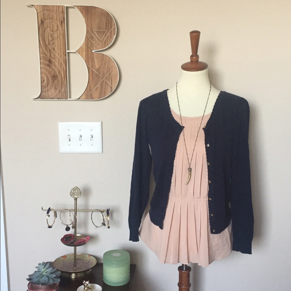 Olive & Oak Peplum Sleeveless top  - M