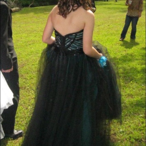 Prom Dress! - Picture 2 of 4