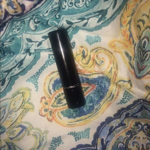 MAC Sheen Supreme in Moody Bloom