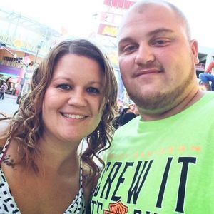 Meet your Posher, Hillary